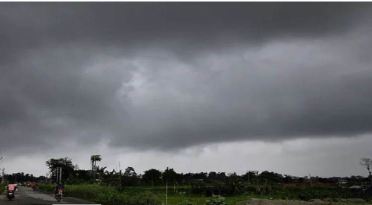 WhatsApp Image 2022 12 10 at 12.51.45 CG Weather : मैंडूस तूफान का असर, छत्तीसगढ़ में छाए काले बादल, कई जिलों में बारिश होने की संभावना …