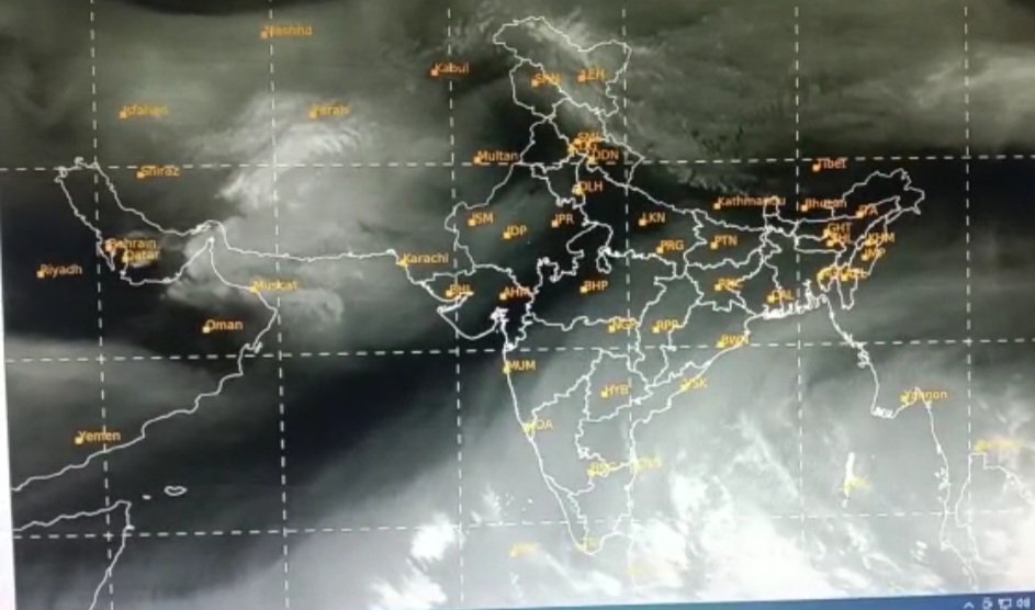 Screenshot 20230128 083202 WhatsApp CG Weather : मौसम ने ली करवट, इन जिलों में हो रही वर्षा और ओलावृष्टि…