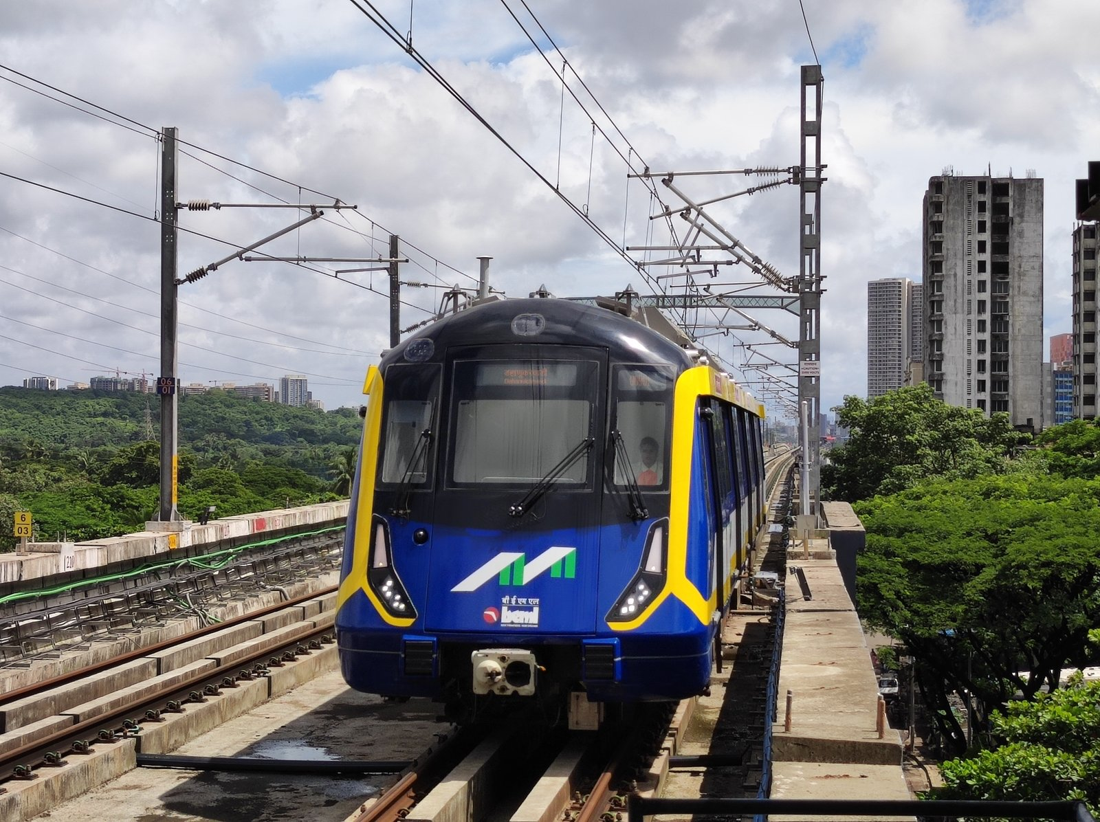 image 32 Mumbai Metro Inauguration: पीएम मोदी 19 जनवरी को मुंबई दौरे पर, मेट्रो रेल लाइन 2A और 7 का करेंगे उद्घाटन