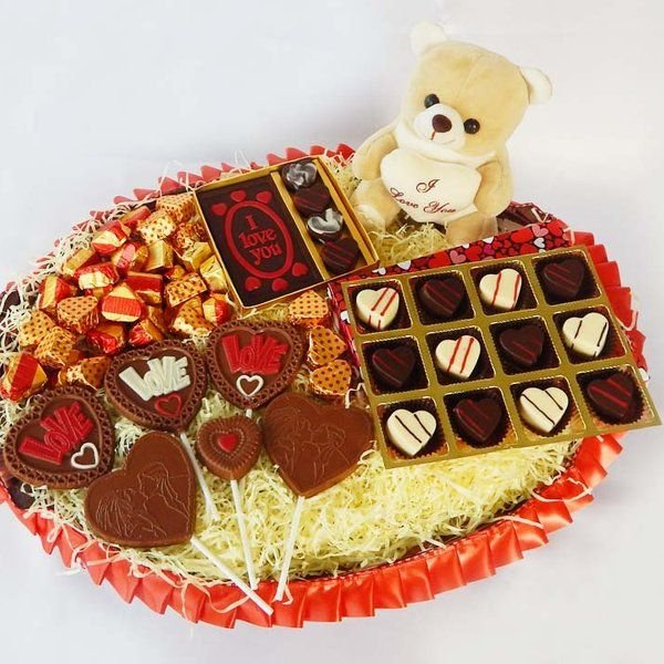 image 14 Happy Chocolate Day 2023 : चॉकलेट डे पर अपने पार्टनर को करें खुश, भेजें ये प्यार भरे मैसेज…
