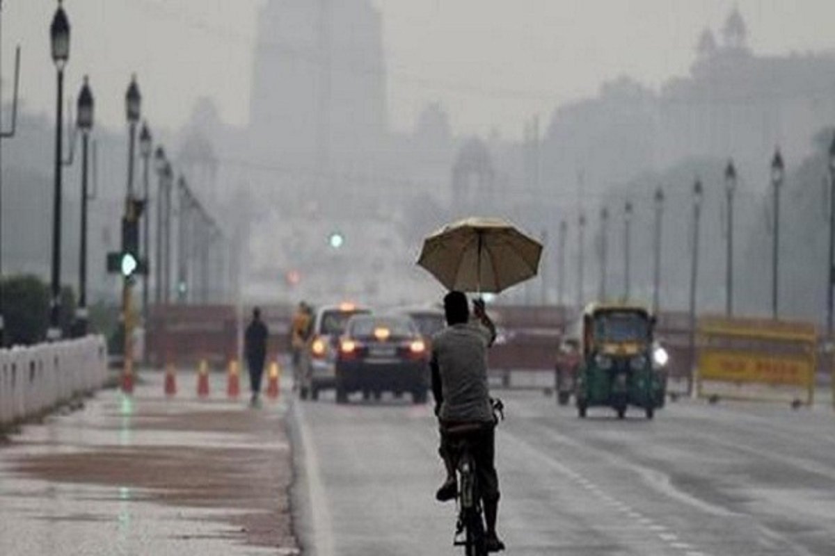 delhi ncr दिल्ली में बढ़ा प्रदूषण, ठण्ड के साथ बारिश की संभावना