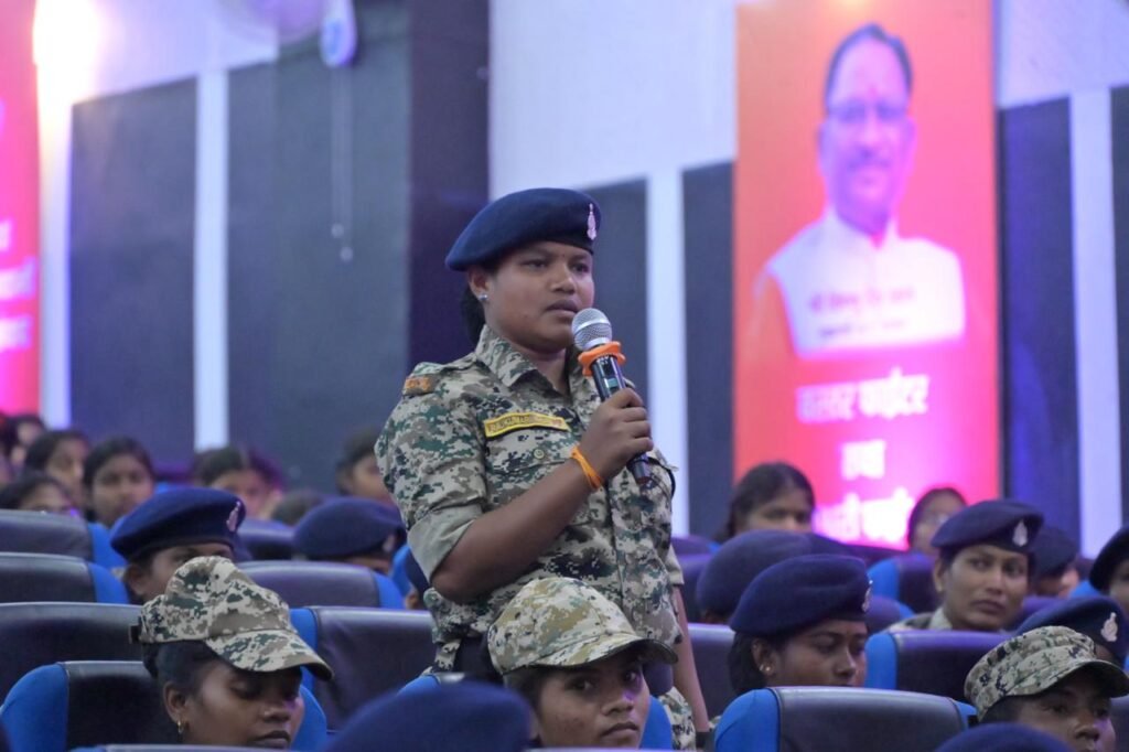 IMG 20240308 WA0305 महिला दिवस पर सुने फाइटर्स की दास्तां, कमांडों सुनैना ने गर्भावस्था के 7वें महीने तक की जंगल गश्त