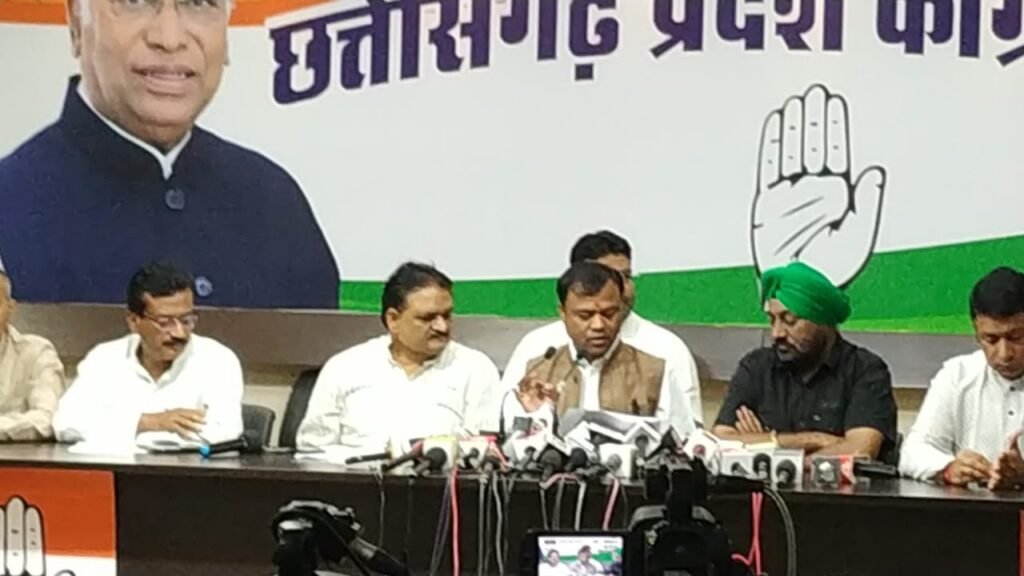 e05c84e1 2c63 4fb8 991b 8e488aab6329 मोदी सरकार ने कंपनियों पर ईडी, सीबीआई से छापा मरवाकर भाजपा के लिये चंदा वसूला