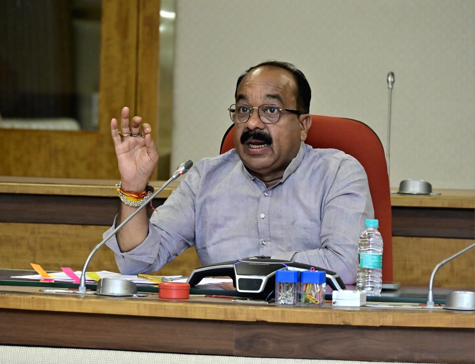 उप मुख्यमंत्री अरुण साव ने नगरीय निकायों के कार्यों की समीक्षा की 1 dd14f37d 1474 4070 9fbb 93274f23df33 उप मुख्यमंत्री अरुण साव ने नगरीय निकायों के कार्यों की समीक्षा की
