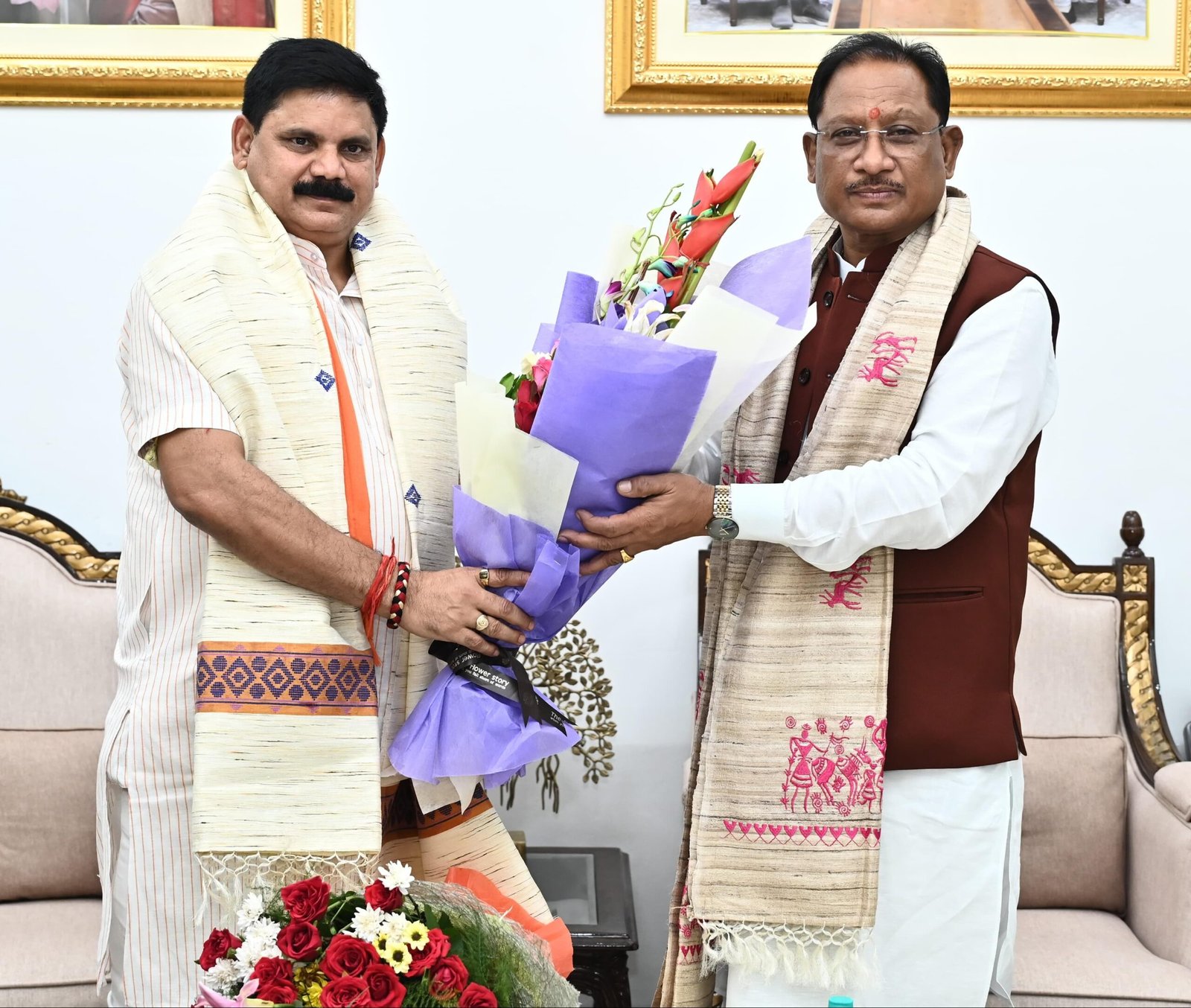 मुख्यमंत्री विष्णु देव साय से केन्द्रीय कोयला एवं खान राज्य मंत्री सतीश चन्द्र दुबे ने की सौजन्य मुलाकात 1 IMG 20250630 WA0439 scaled मुख्यमंत्री विष्णु देव साय से केन्द्रीय कोयला एवं खान राज्य मंत्री सतीश चन्द्र दुबे ने की सौजन्य मुलाकात