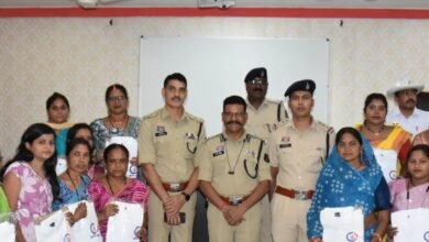 99543323 6735 48ee b5e0 a97ca7b8f777 पुलिस मितान में जुड़ने वाले लोगों को एसएसपी ने दी बधाई।