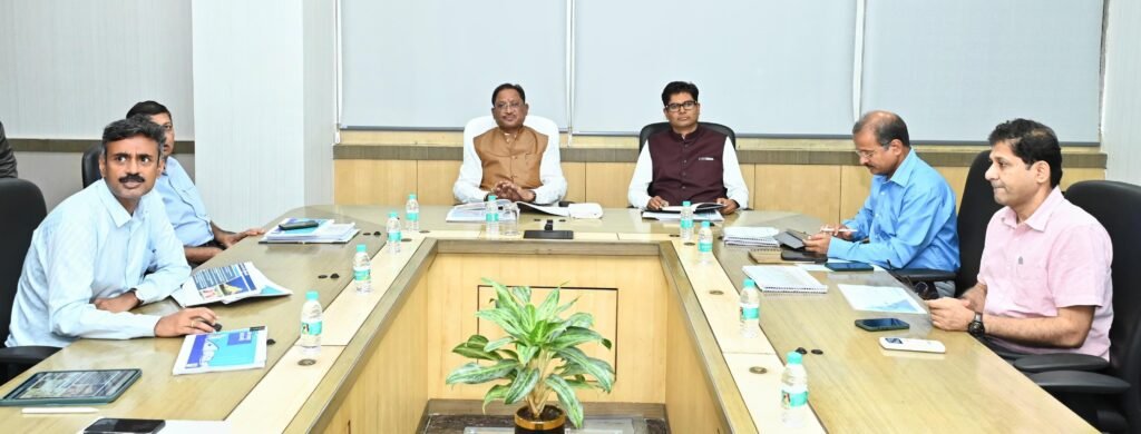भविष्य की आवश्यकताओं के अनुरूप नवा रायपुर का होगा सुनियोजित विकास: मुख्यमंत्री विष्णु देव साय 2 d3a958be d2a1 4759 abe7 7f75a36a4142 भविष्य की आवश्यकताओं के अनुरूप नवा रायपुर का होगा सुनियोजित विकास: मुख्यमंत्री विष्णु देव साय