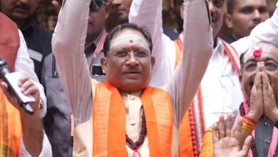dd21c232 9b84 43ce 895f 3e7df0f40df3 हर-हर महादेव से गूंज उठा भोरमदेव: मुख्यमंत्री विष्णुदेव साय ने हेलीकॉप्टर से पुष्पवर्षा कर हजारों कांवड़ियों का किया भव्य स्वागत