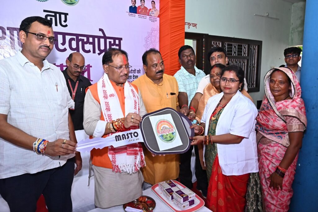 छत्तीसगढ़ की बहनों की सुरक्षा, सम्मान और सशक्तिकरण के लिए हमारी सरकार प्रतिबद्ध: मुख्यमंत्री विष्णुदेव साय 3 081284c0 96df 4b03 bacb ff8a68e4bdb9 छत्तीसगढ़ की बहनों की सुरक्षा, सम्मान और सशक्तिकरण के लिए हमारी सरकार प्रतिबद्ध: मुख्यमंत्री विष्णुदेव साय