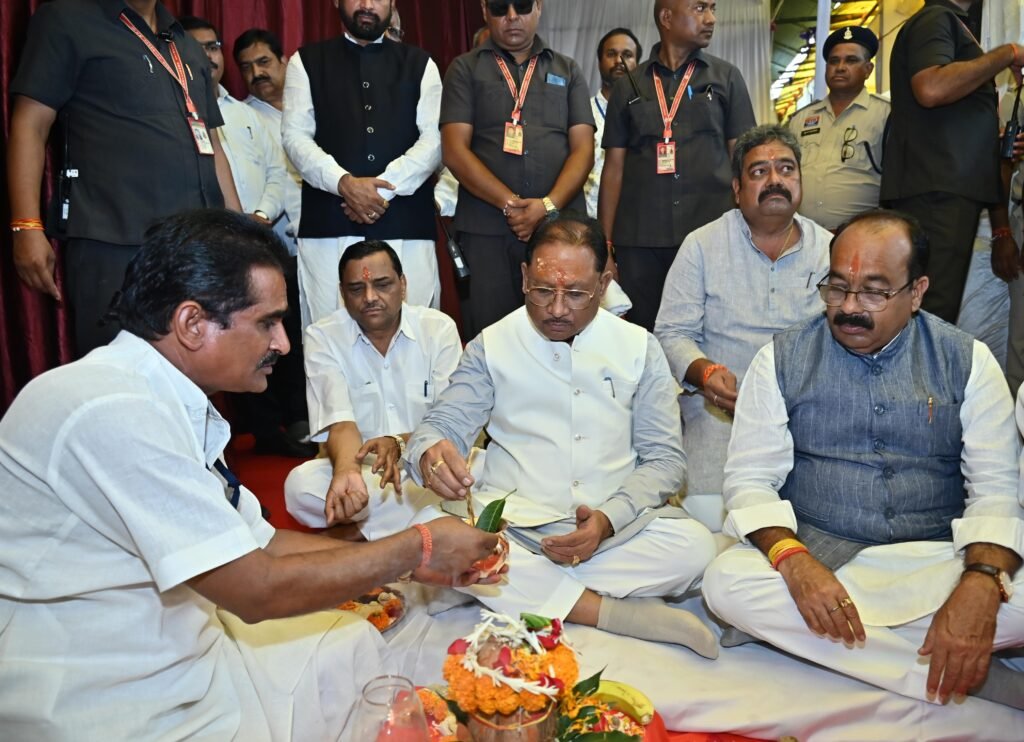 स्टेट कैपिटल रीजन से तेजी से होगा विकास, नागरिक सुविधाओं में आएगा नया आयाम : मुख्यमंत्री साय 3 1004886634 स्टेट कैपिटल रीजन से तेजी से होगा विकास, नागरिक सुविधाओं में आएगा नया आयाम : मुख्यमंत्री साय