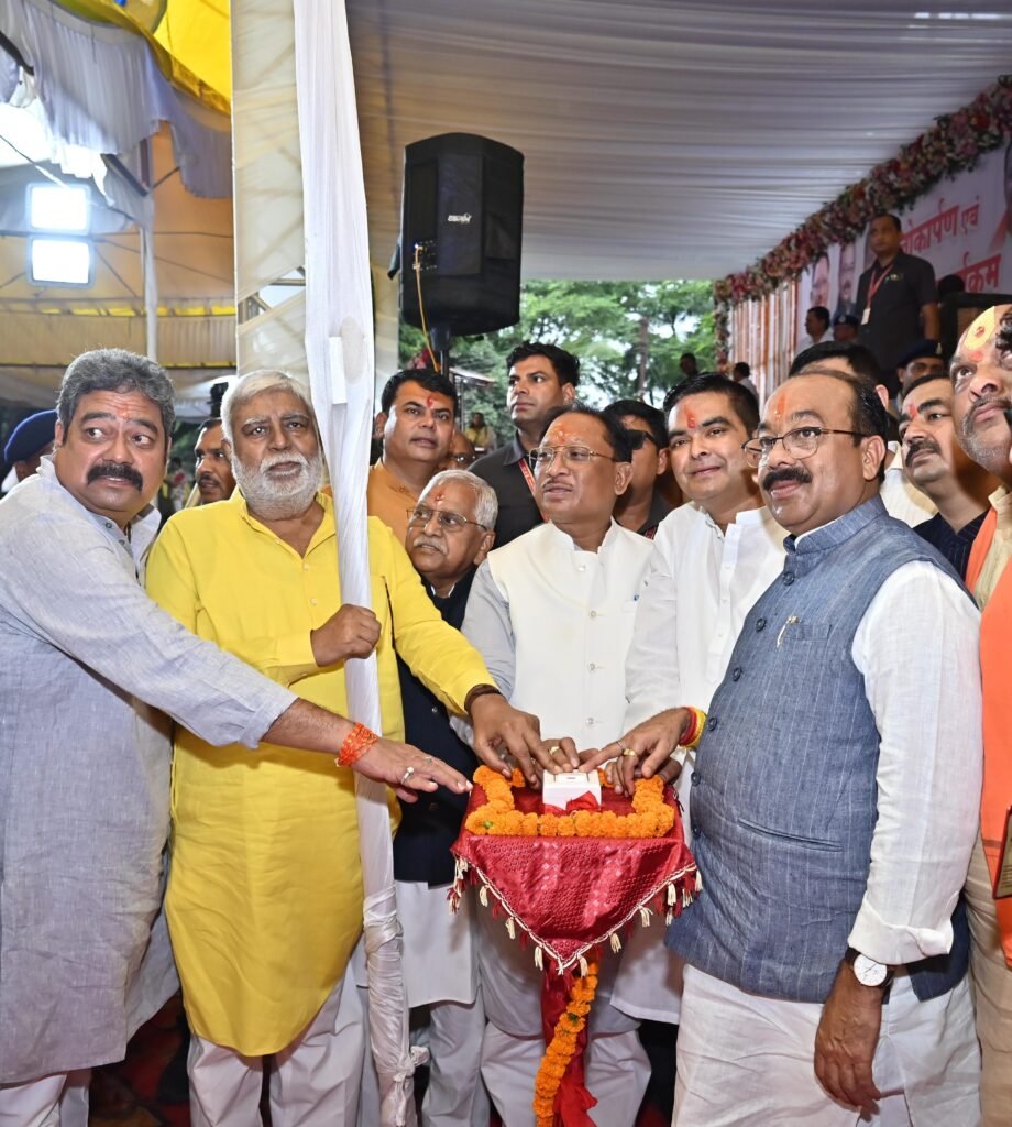 स्टेट कैपिटल रीजन से तेजी से होगा विकास, नागरिक सुविधाओं में आएगा नया आयाम : मुख्यमंत्री साय 2 1004886635 स्टेट कैपिटल रीजन से तेजी से होगा विकास, नागरिक सुविधाओं में आएगा नया आयाम : मुख्यमंत्री साय