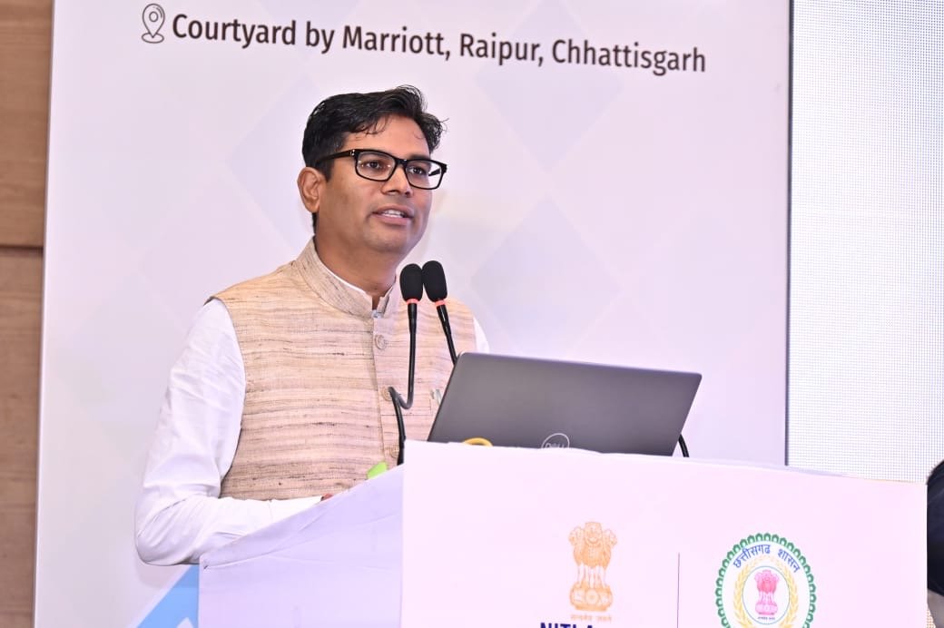 शिक्षा में मेंटरशिप सामाजिक न्याय और समान अवसर का मजबूत आधार: वित्त मंत्री ओ. पी. चौधरी 1 1222e120 aa78 462a 84aa 911b5f0a1b61 शिक्षा में मेंटरशिप सामाजिक न्याय और समान अवसर का मजबूत आधार: वित्त मंत्री ओ. पी. चौधरी