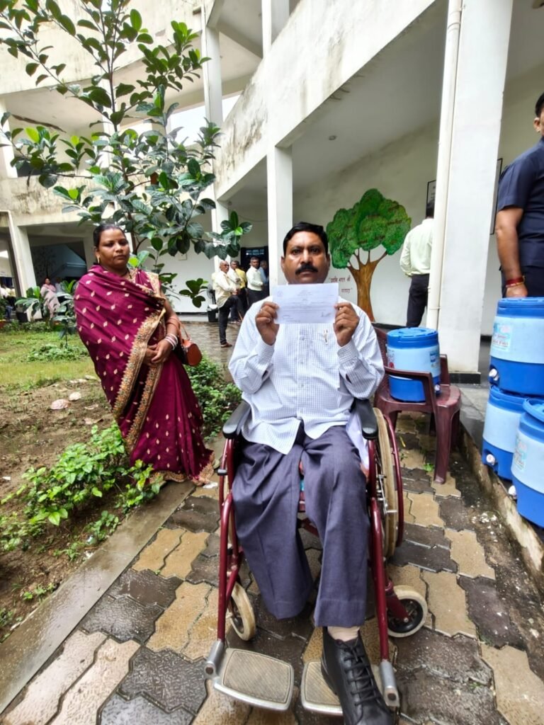 मुख्यमंत्री विष्णुदेव साय के नेतृत्व में शिक्षा विभाग की पारदर्शी पहल: पदोन्नत प्राचार्यों की ऑनलाइन काउंसिलिंग प्रारम्भ 2 42f2212b 51d1 49e4 bdd6 96821bc41b17 मुख्यमंत्री विष्णुदेव साय के नेतृत्व में शिक्षा विभाग की पारदर्शी पहल: पदोन्नत प्राचार्यों की ऑनलाइन काउंसिलिंग प्रारम्भ