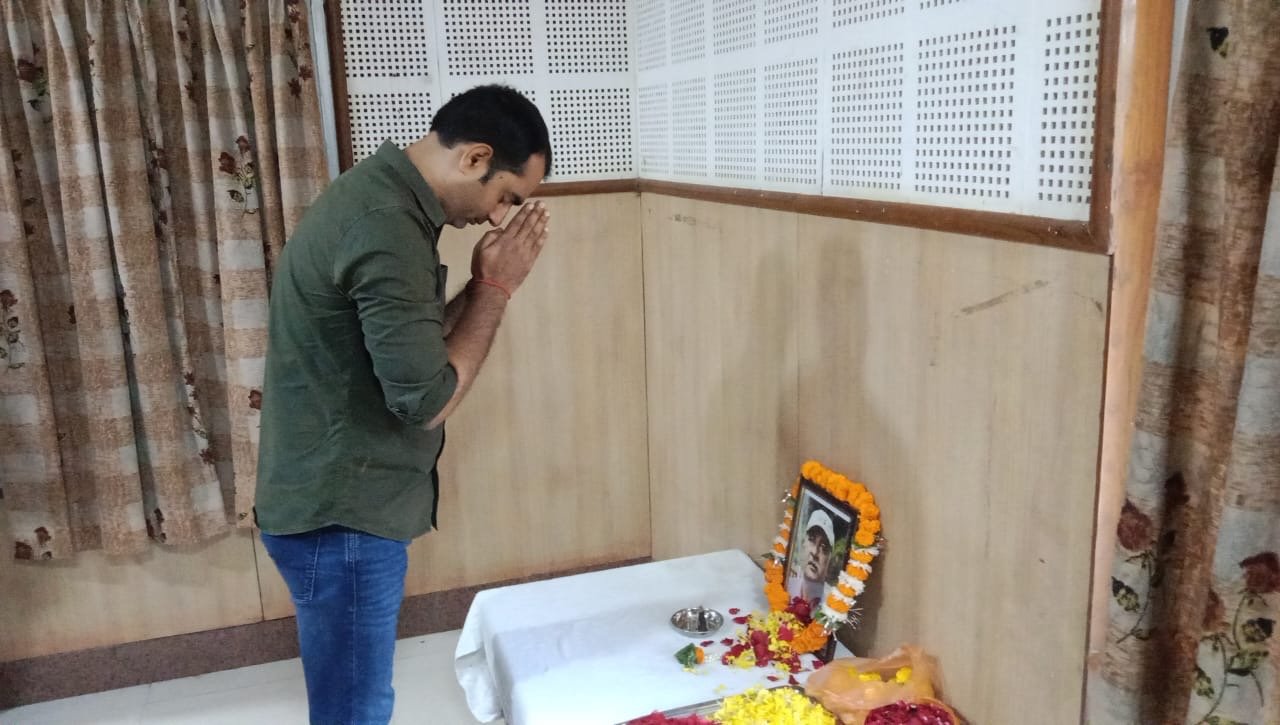 वरिष्ठ फोटो जर्नलिस्ट विनय शर्मा को रायपुर प्रेस क्लब ने दी श्रद्धांजलि, 1 624c1b73 5b59 46e7 912d 11449731ee24 वरिष्ठ फोटो जर्नलिस्ट विनय शर्मा को रायपुर प्रेस क्लब ने दी श्रद्धांजलि,