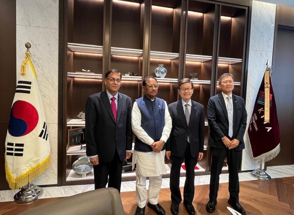 दक्षिण कोरिया के कोरिया इंटरनेशनल ट्रेड एसोसिएशन (KITA) से मुख्यमंत्री विष्णुदेव साय की सार्थक मुलाकात 2 95653b22 dba6 4012 993f b706b0351368 दक्षिण कोरिया के कोरिया इंटरनेशनल ट्रेड एसोसिएशन (KITA) से मुख्यमंत्री विष्णुदेव साय की सार्थक मुलाकात