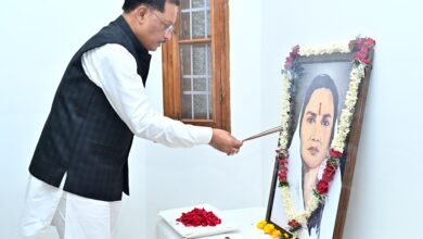 97606b98 7d7b 4f2c 960b 787b2161fece मुख्यमंत्री साय ने छत्तीसगढ़ की पहली महिला सांसद मिनीमाता की पुण्यतिथि पर उनके अविस्मरणीय योगदान को किया नमन