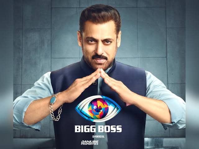Bigg Boss 19 की धमाकेदार शुरुआत, जानिए कौन हैं इस बार के प्रतिभागी 1 IMG 6883 Bigg Boss 19 की धमाकेदार शुरुआत, जानिए कौन हैं इस बार के प्रतिभागी