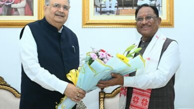 मुख्यमंत्री विष्णु देव साय को विधानसभा अध्यक्ष डॉ. रमन सिंह ने नवीन विधानसभा भवन के लोकार्पण समारोह में शामिल होने का दिया आमंत्रण 4 IMG 20251029 WA0469 मुख्यमंत्री विष्णु देव साय को विधानसभा अध्यक्ष डॉ. रमन सिंह ने नवीन विधानसभा भवन के लोकार्पण समारोह में शामिल होने का दिया आमंत्रण