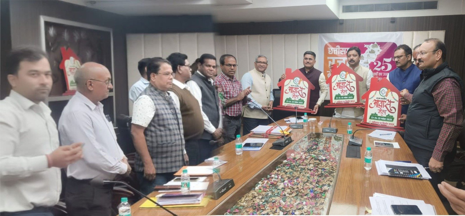 IMG 20251118 WA0383 छत्तीसगढ़ गृह निर्माण मंडल अध्यक्ष अनुराग सिंह देव ने ‘आवास मेला 2025’ के लोगो का किया अनावरण