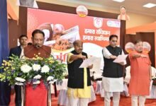 IMG 20251126 WA0710 मुख्यमंत्री विष्णु देव साय संविधान दिवस के अवसर पर आयोजित “हमारा संविधान, हमारा स्वाभिमान” कार्यक्रम में हुए शामिल