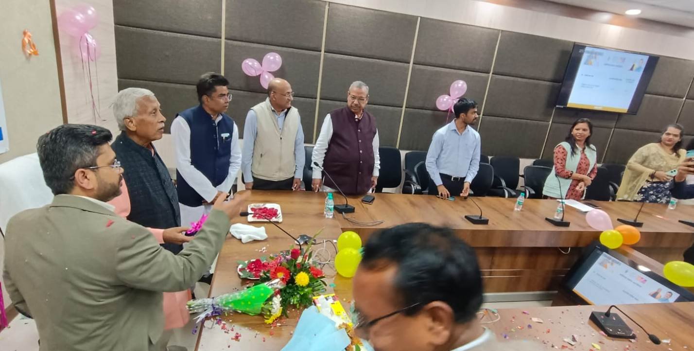 IMG 20251212 WA0593 छत्तीसगढ़ सरकार के 2 साल पूरा होने पर राज्य के 21 हजार से ज्यादा श्रमिकों को मिला 20.20 करोड़ रूपए का तोहफा