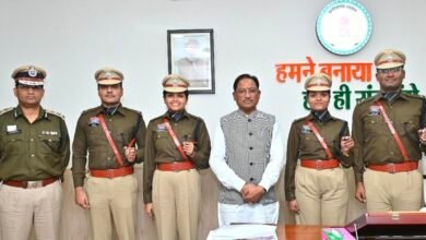 मुख्यमंत्री विष्णुदेव साय से प्रशिक्षु आईपीएस अधिकारियों ने की सौजन्य भेंट 4 IMG 20251201 210136 मुख्यमंत्री विष्णुदेव साय से प्रशिक्षु आईपीएस अधिकारियों ने की सौजन्य भेंट