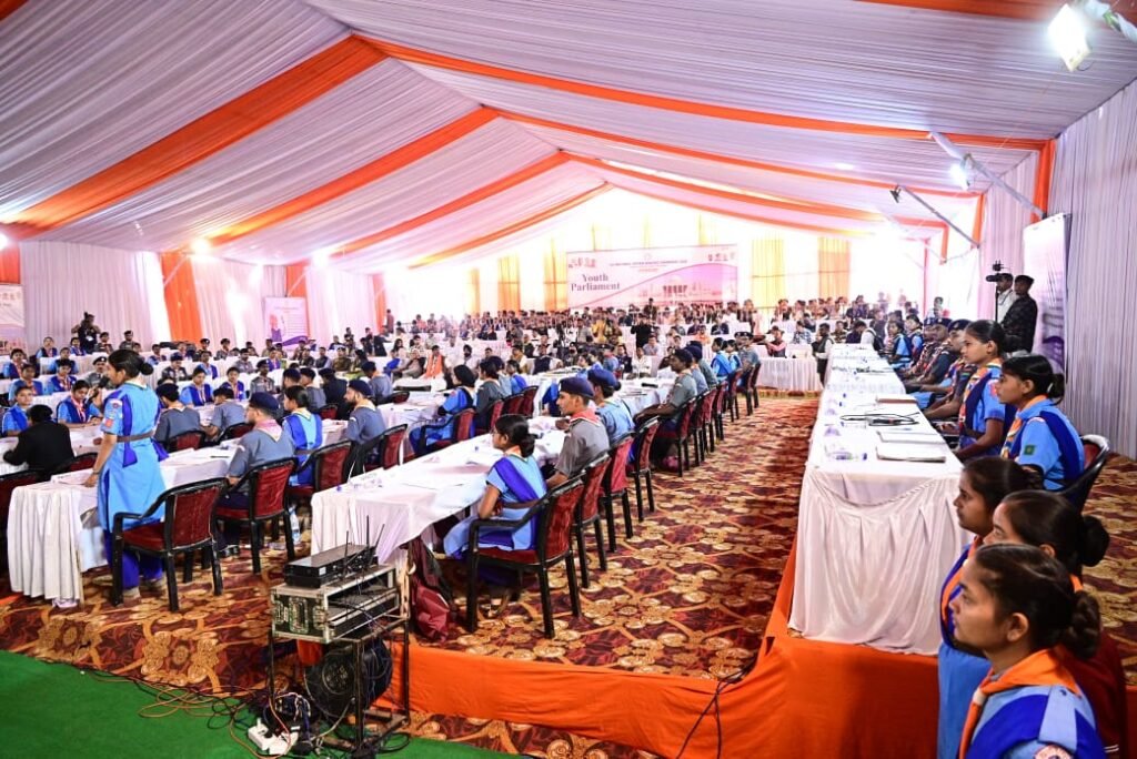 1006494614 लोकतंत्र की पाठशाला बना नेशनल रोवर - रेंजर जंबूरी ,यूथ पार्लियामेंट में दिखी भविष्य के नेतृत्व की सशक्त झलक