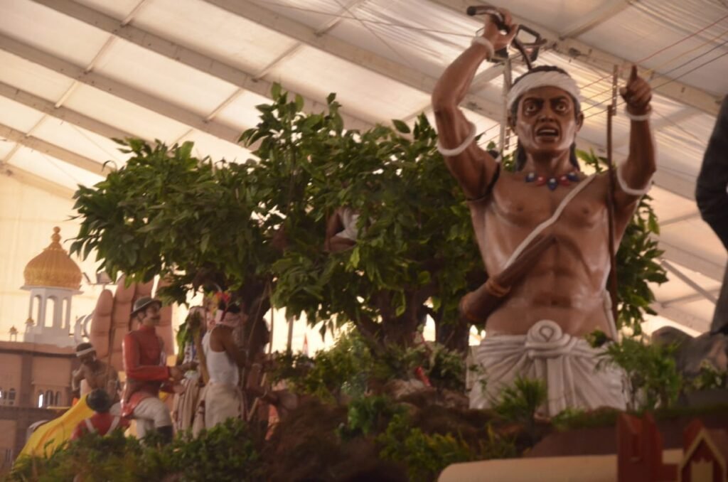 1006584436 कर्तव्य पथ पर छत्तीसगढ़ की झांकी में जीवंत होगी जनजातीय वीरों की गाथा