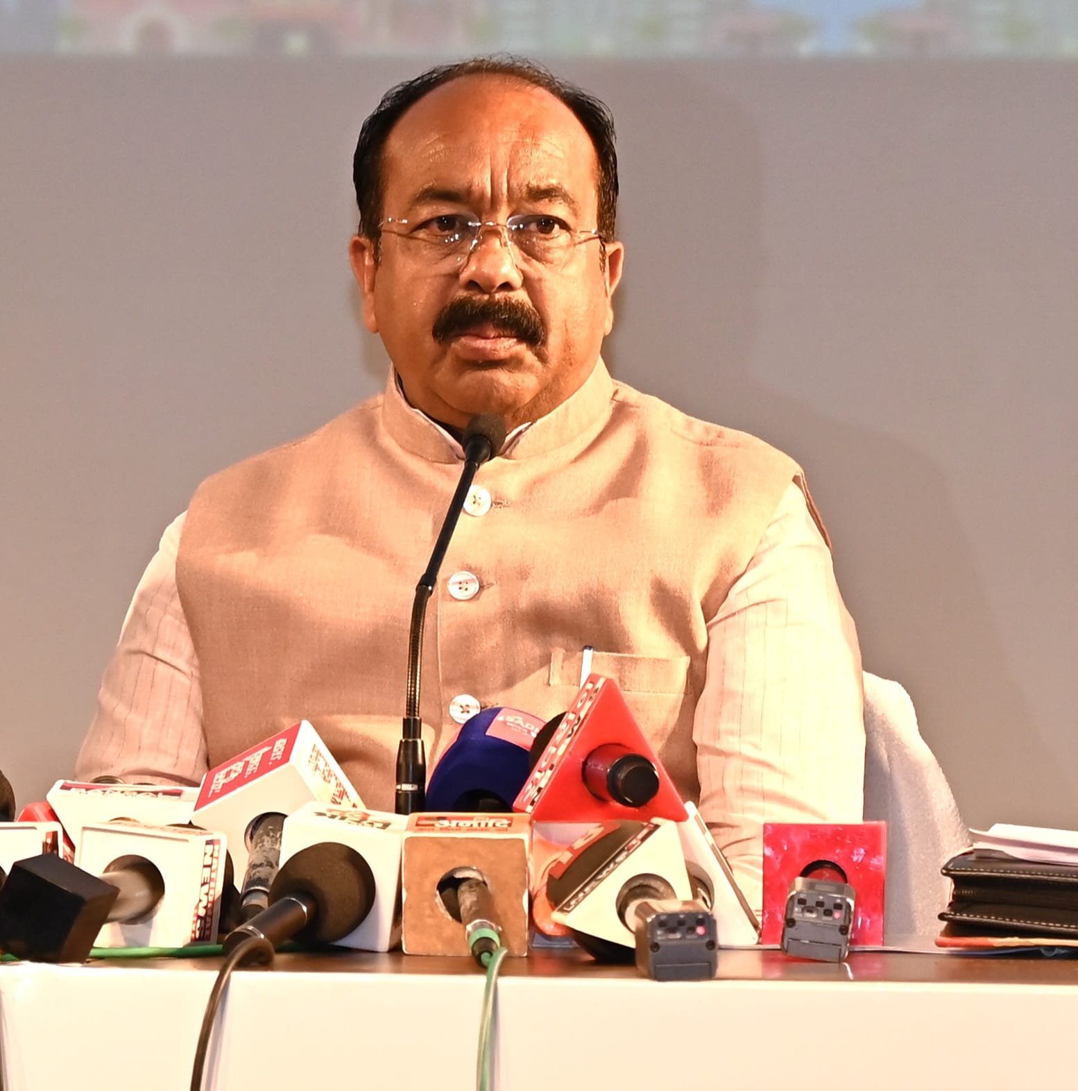 IMG 20260116 WA0270 प्रत्येक ग्रामीण परिवार को सुरक्षित, शुद्ध एवं सतत पेयजल उपलब्ध कराना सरकार का लक्ष्य : उपमुख्यमंत्री अरुण साव