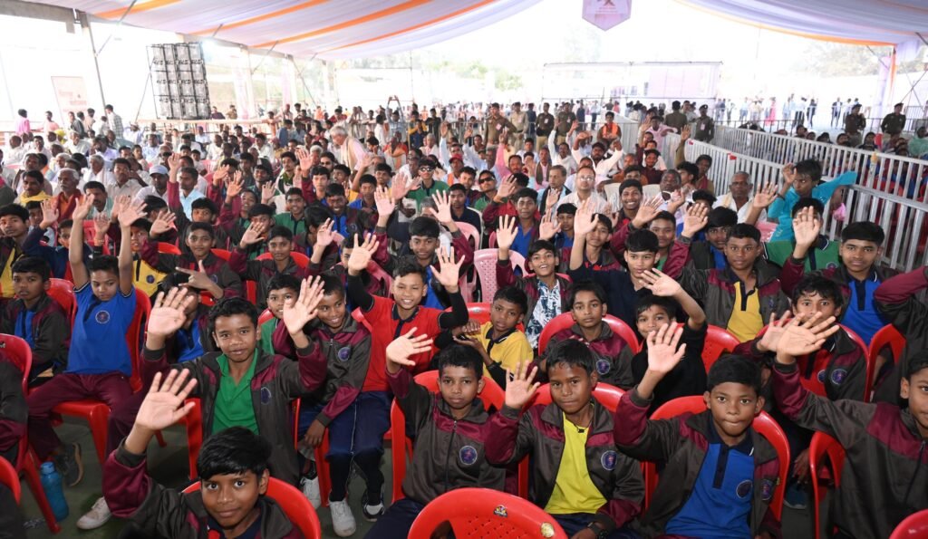 मुख्यमंत्री विष्णु देव साय ने किया तीन दिवसीय सिरपुर महोत्सव का शुभारंभ 5 1006667144 मुख्यमंत्री विष्णु देव साय ने किया तीन दिवसीय सिरपुर महोत्सव का शुभारंभ