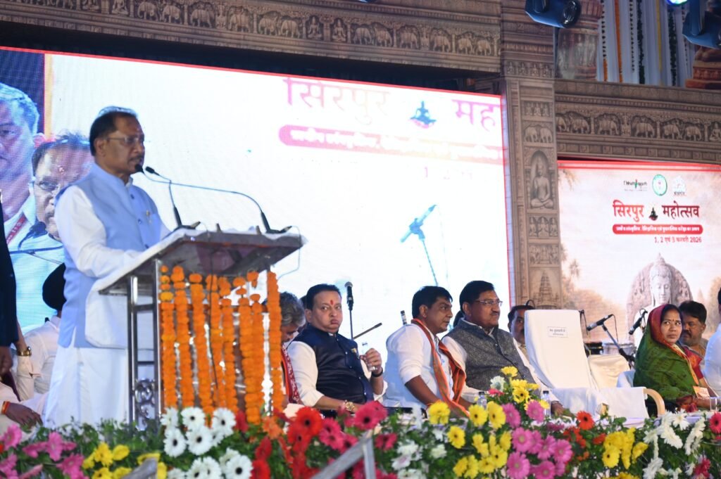 मुख्यमंत्री विष्णु देव साय ने किया तीन दिवसीय सिरपुर महोत्सव का शुभारंभ 3 1006667149 मुख्यमंत्री विष्णु देव साय ने किया तीन दिवसीय सिरपुर महोत्सव का शुभारंभ