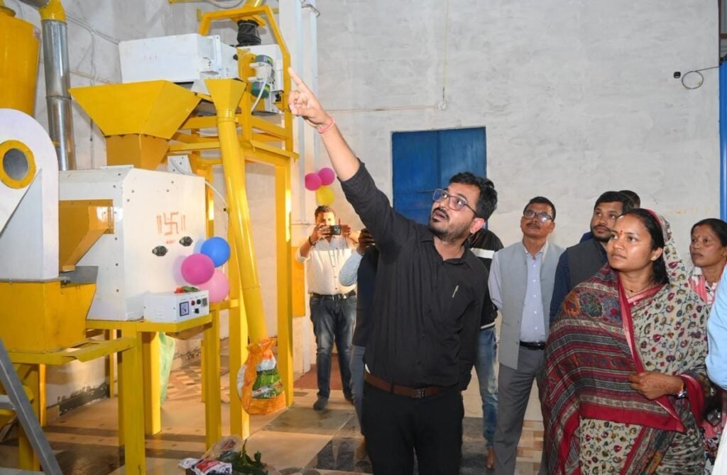 महिला सशक्तिकरण और कुपोषण मुक्ति के लिए 6 जिले के 42 स्व-सहायता समूह को रेडी-टू-ईट निर्माण एवं वितरण का कार्य 3 1006814487 महिला सशक्तिकरण और कुपोषण मुक्ति के लिए 6 जिले के 42 स्व-सहायता समूह को रेडी-टू-ईट निर्माण एवं वितरण का कार्य