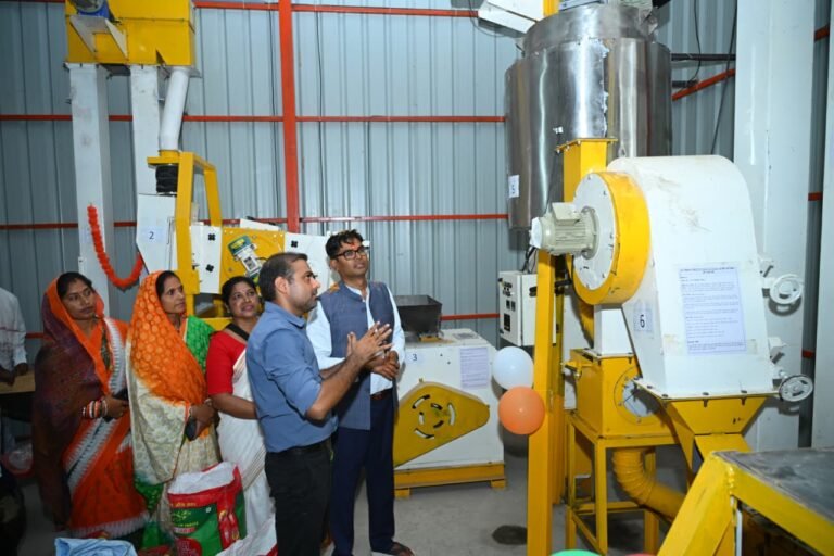 महिला सशक्तिकरण और कुपोषण मुक्ति के लिए 6 जिले के 42 स्व-सहायता समूह को रेडी-टू-ईट निर्माण एवं वितरण का कार्य 2 1006814489 महिला सशक्तिकरण और कुपोषण मुक्ति के लिए 6 जिले के 42 स्व-सहायता समूह को रेडी-टू-ईट निर्माण एवं वितरण का कार्य