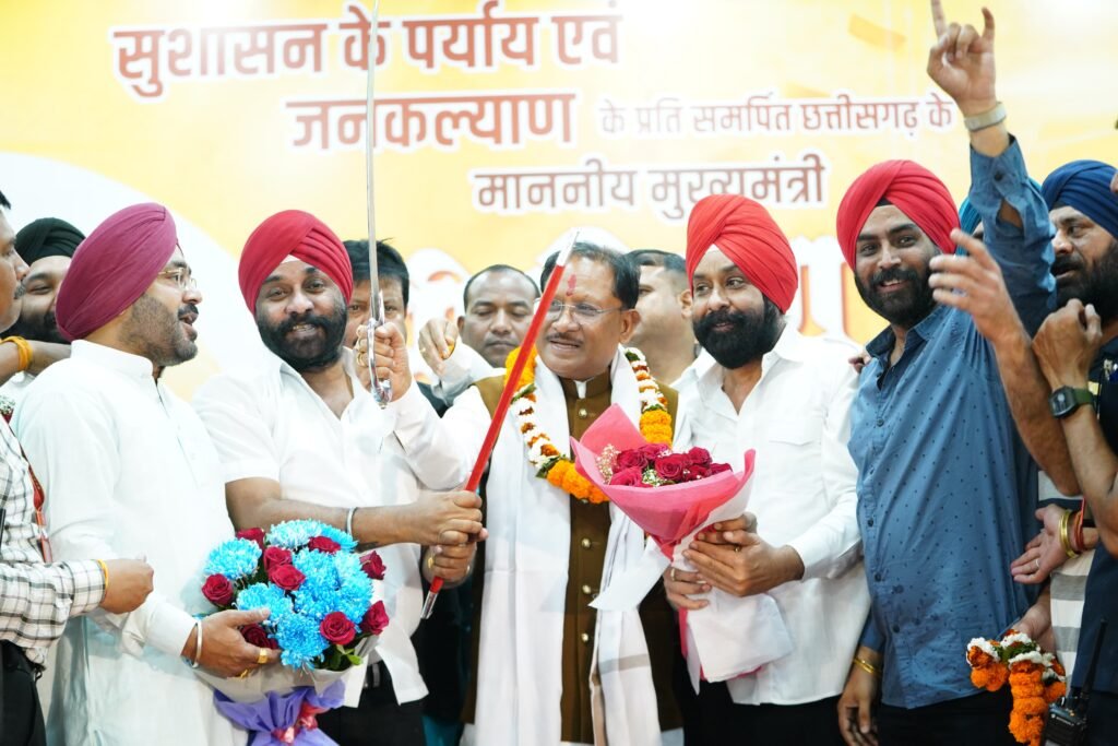 मुख्यमंत्री विष्णुदेव साय को मिलीं जन-जन की शुभकामनाएं, जन्मदिन पर मुख्यमंत्री निवास बना उल्लास का केंद्र 3 1006874103 मुख्यमंत्री विष्णुदेव साय को मिलीं जन-जन की शुभकामनाएं, जन्मदिन पर मुख्यमंत्री निवास बना उल्लास का केंद्र