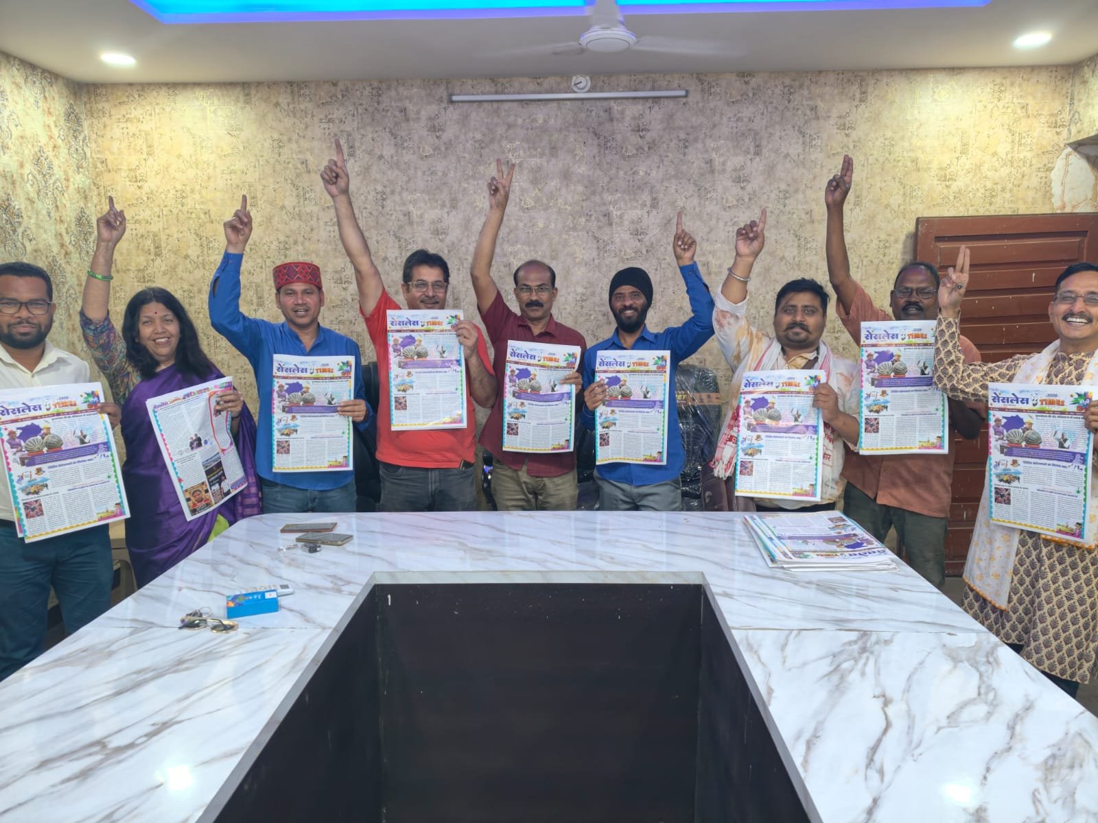 हास्य व्यंग्य सेंसलेस टाइम्स 2026 का विमोचन, उल्टी खोपड़ी को नवाजा गया मंदबुद्धि के खिताब से 1 IMG 20260302 WA0771 हास्य व्यंग्य सेंसलेस टाइम्स 2026 का विमोचन, उल्टी खोपड़ी को नवाजा गया मंदबुद्धि के खिताब से