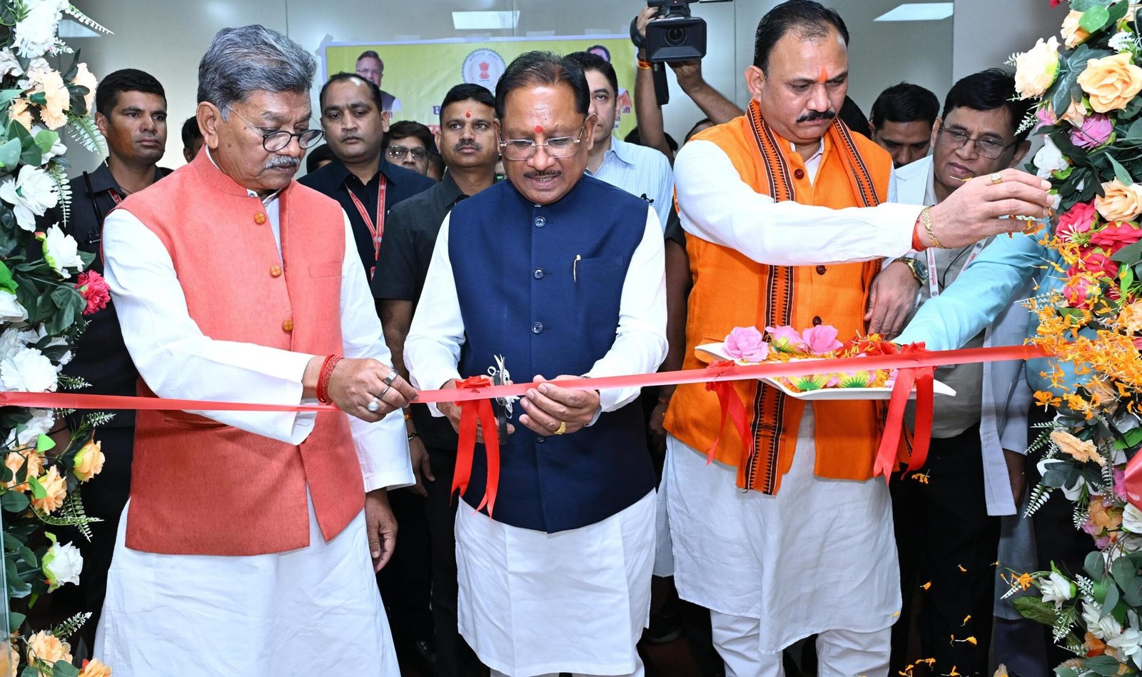 IMG 20260317 WA0186 scaled मुख्यमंत्री विष्णुदेव साय ने विधानसभा परिसर में तीन दिवसीय स्वास्थ्य शिविर का किया शुभारंभ