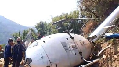 f01bb899 64ab 4a78 905b b129dae47957 1 नेपाल के खोटांग में हेलीकॉप्टर क्रैश, खेत में लैंडिंग के दौरान हादसा