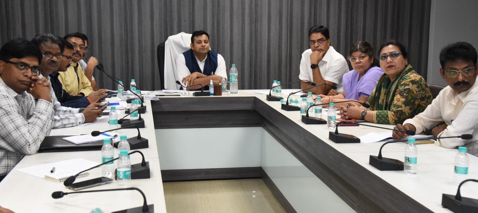 IMG 20260424 WA0497 न्यू एज मीडिया में दक्ष बनें जनसंपर्क अधिकारी :- आयुक्त रजत बंसल