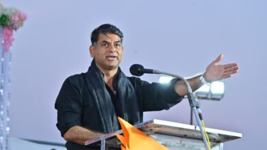 IMG 20260426 WA0610 यूथ फेस्ट-2026: सौरभ द्विवेदी का मंत्र—फिट रहें, पॉजिटिव सोचें, परिवार संग आगे बढ़ें