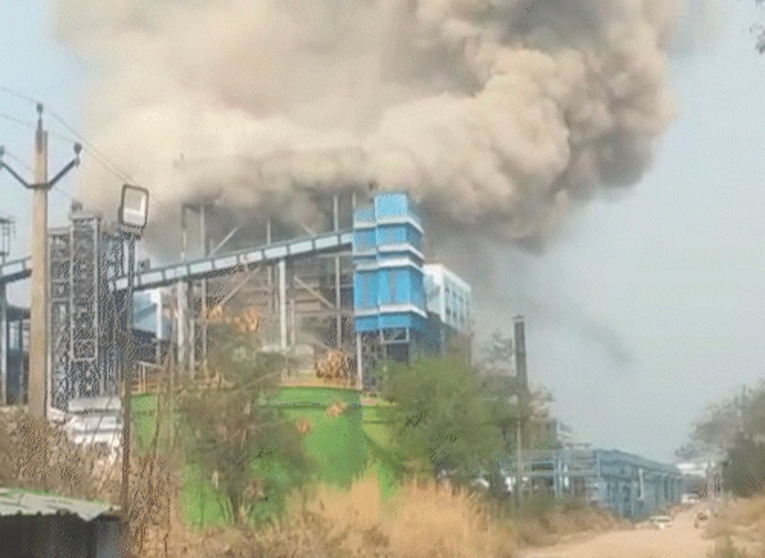 मुख्यमंत्री विष्णुदेव साय ने सक्ती हादसे में मृतकों के परिजन को 5 - 5 लाख और घायलों को 50 - 50 हजार रुपए सहायता राशि की घोषणा की 1 IMG 20260415 015229 मुख्यमंत्री विष्णुदेव साय ने सक्ती हादसे में मृतकों के परिजन को 5 - 5 लाख और घायलों को 50 - 50 हजार रुपए सहायता राशि की घोषणा की