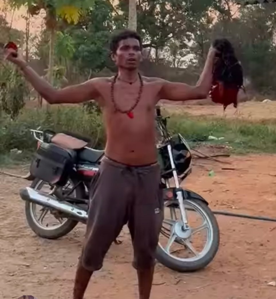 IMG 20260423 163243 पत्नी की निर्मम हत्या कर कटे सिर को लेकर घूमता रहा आरोपी