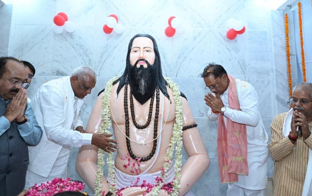 1007731744 सुशासन तिहार 2026: मुख्यमंत्री विष्णु देव साय ने किया मुंगेली नगर के चौक-चौराहों में स्थापित प्रतिमाओं का अनावरण