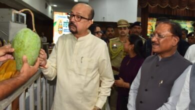 4ffe584e 2a13 4d0c 81df 096e689464de राष्ट्रीय आम महोत्सव का उद्घाटन किया राज्यपाल रमेन डेका ने