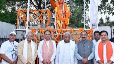IMG 20260510 WA0600 सुशासन तिहार 2026: मुख्यमंत्री विष्णु देव साय ने किया मुंगेली नगर के चौक-चौराहों में स्थापित प्रतिमाओं का अनावरण