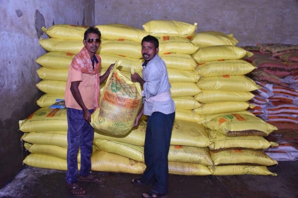 c1d7efc7 5c39 4625 b266 13ed5586bbd6 खरीफ में धान सहित दलहन-तिलहन फसलों में परम्परागत खाद के साथ वैकल्पिक खाद एवं नैनो यूरिया व डीएपी के उपयोग को दिया जा रहा बढ़ावा