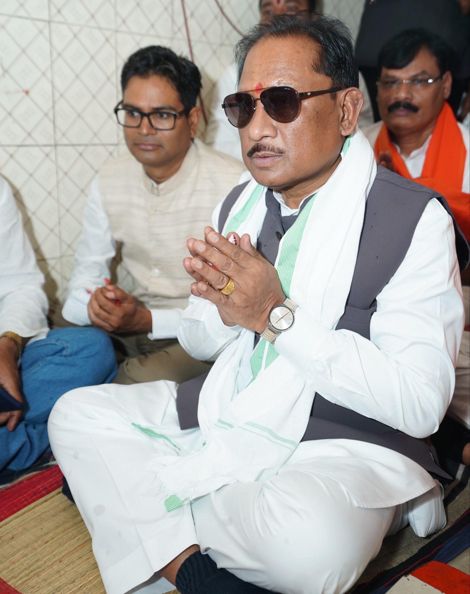 f8ee99fc f0ef 4fd6 a869 2539361212d2 scaled सुशासन तिहार के दौरान मुख्यमंत्री विष्णुदेव साय पहुंचे कोसला धाम