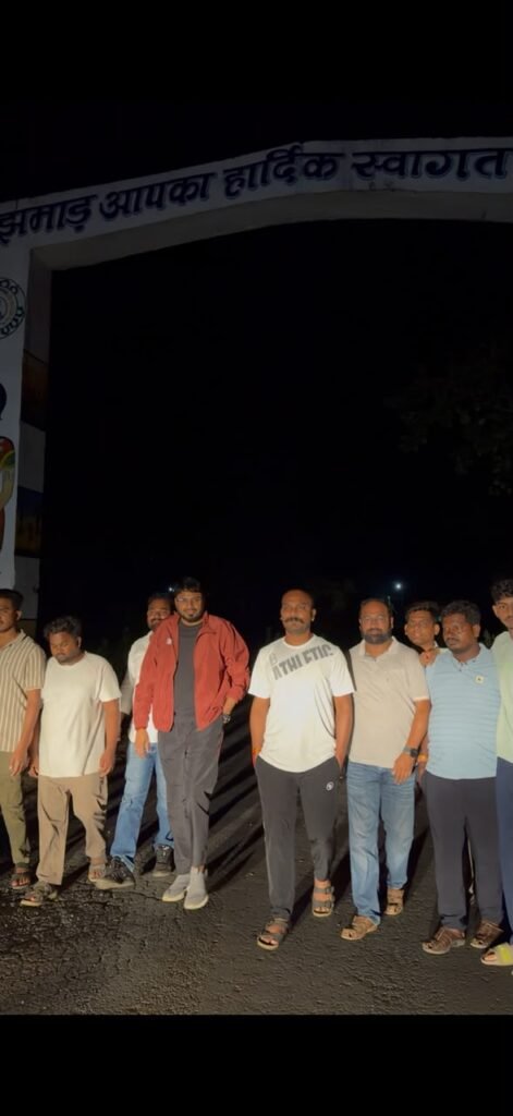 1008158998 आधी रात अबूझमाड़ में पहुंचा भाजपा युवा मोर्चा का काफिला, नक्सलवाद के खात्मे के बाद गांवों में बढ़ी आवाजाही