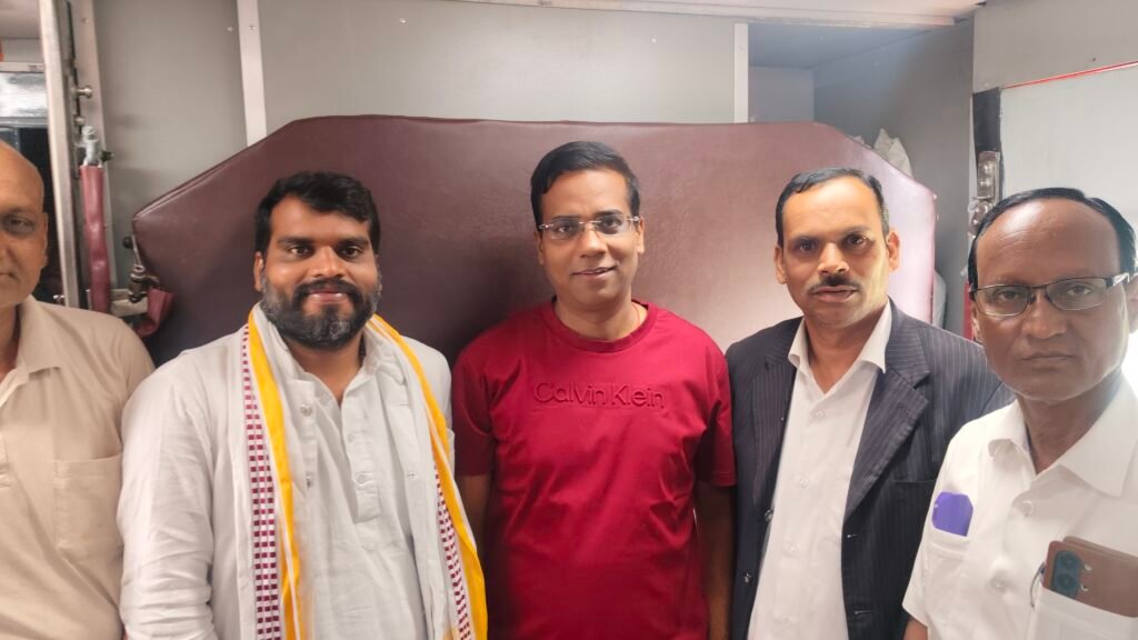 1008231400 मुख्यमंत्री विष्णुदेव साय के नेतृत्व में संस्कृति, आस्था और राष्ट्रीय एकात्मता का अनूठा अभियान हुआ सफल ,प्रदेश के विशिष्टजनों ने किया प्रथम ज्योतिर्लिंग के दर्शन
