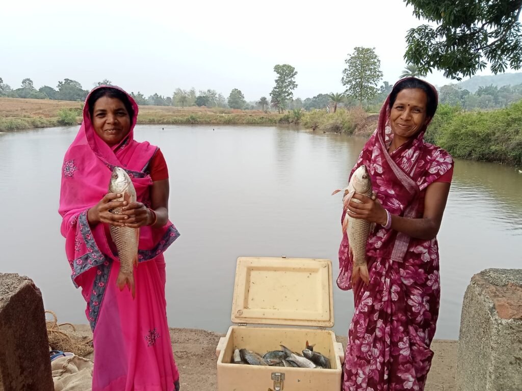 11943447 1fe3 45d2 8760 5223f520a10b मुख्यमंत्री विष्णु देव साय के नेतृत्व में मत्स्य उत्पादन को मिल रही नई गति