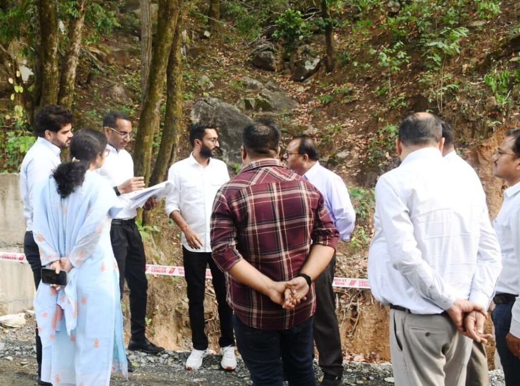 लोक निर्माण विभाग के सचिव ने कार्यों की धीमी गति पर जताई नाराजगी 2 1d002c77 e087 4f3a 9518 9f8f899ef58f लोक निर्माण विभाग के सचिव ने कार्यों की धीमी गति पर जताई नाराजगी
